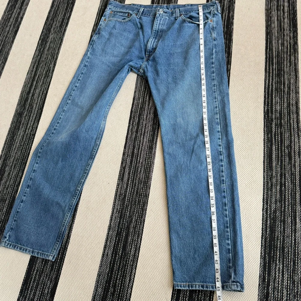 Levi's 505 Men's‎ Straight Leg Medium Wash Size W40/ L34